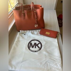 Orange Michael Kors Bag + Matching Wallet
